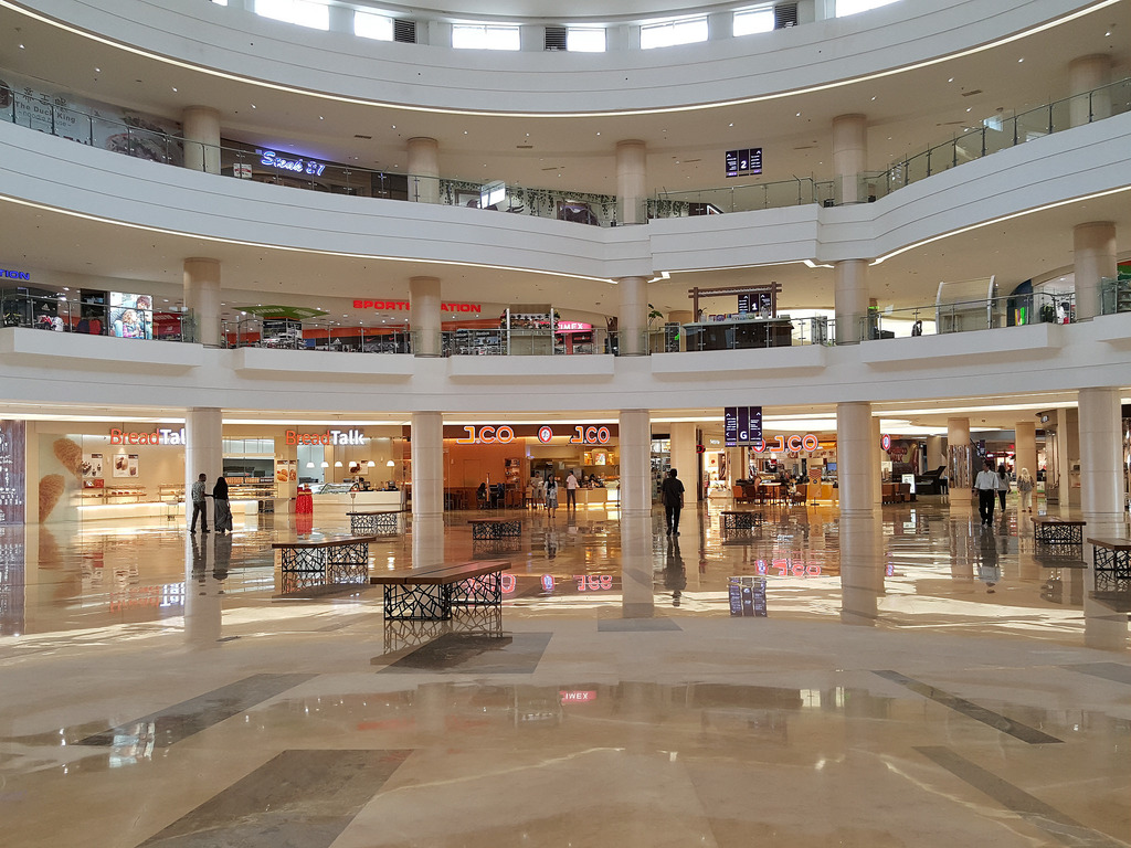 Kosong Melompong, Surga Dunia Pas Lebaran